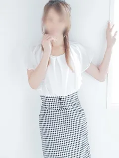  りら(45歳)熟女の風俗最終章(デリヘル) - 写真