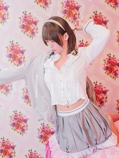 黒宮るぅか - 写真3枚目