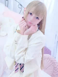  るん(20歳)E+アイドルスクール(デリヘル) - 写真