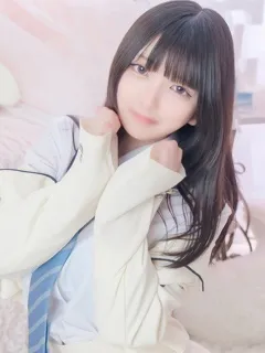 かなた(19歳)(T:159cm,T:159cm,B:89cm(Gカップ),W:55cm,H:85cm) - 写真