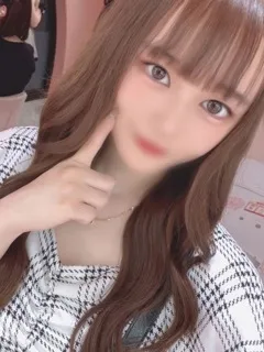 みゆ(20歳)(T:156cm,T:156cm,B:95cm(Hカップ),W:56cm,H:86cm) - 写真