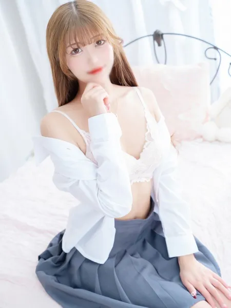 せりな - 写真3枚目