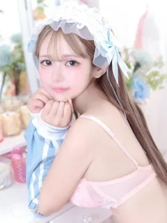  さゆか(20歳)(T:159cm,T:159cm,B:87cm(Fカップ),W:55cm,H:84cm) - 写真