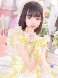  こはる(19歳)(T:165cm,T:165cm,B:83cm(Cカップ),W:55cm,H:82cm) - 写真