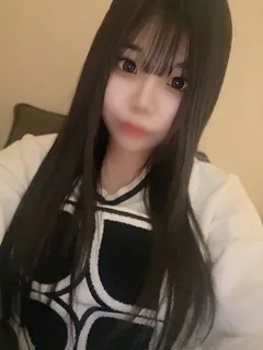  くみ(18歳)ガチカワイイ(デリヘル) - 写真