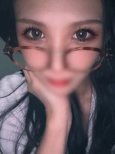 えみり - 写真4枚目