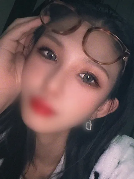 えみり - 写真3枚目