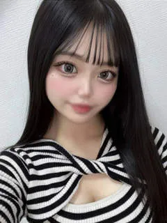  さな(18歳)ガチカワイイ(デリヘル) - 写真