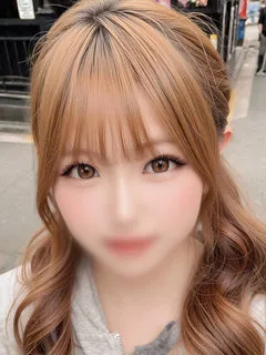  こはる(18歳)ガチカワイイ(デリヘル) - 写真
