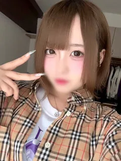 まりん(18歳)(T:147cm,T:147cm,B:86cm(Dカップ),W:55cm,H:84cm) - 写真