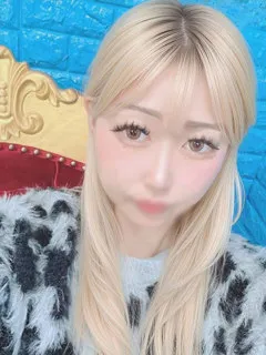 大国町デリヘル- ゆめ(19歳)(T:163cm,T:163cm,B:83cm(Cカップ),W:57cm,H:82cm) - 写真