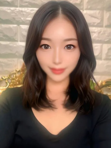 神崎　麗 - 写真1枚目