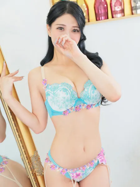 玲綺【レア】 - 写真4枚目
