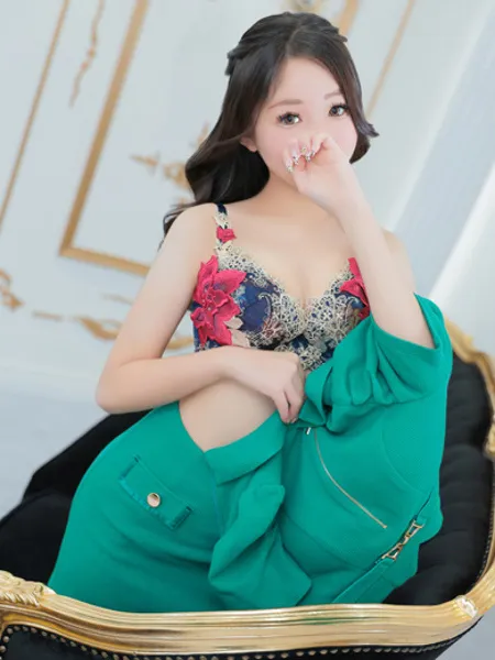 如月　カレン - 写真3枚目