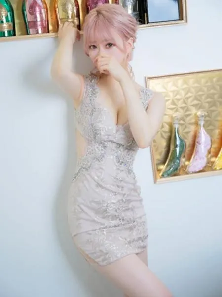 月見ナナ - 写真2枚目