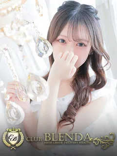 ビクビク反応する白い柔肌 百瀬ひなの(20歳) - 写真