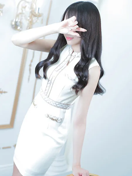 天海しおり - 写真2枚目