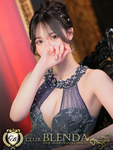 神崎いろは - 写真1枚目