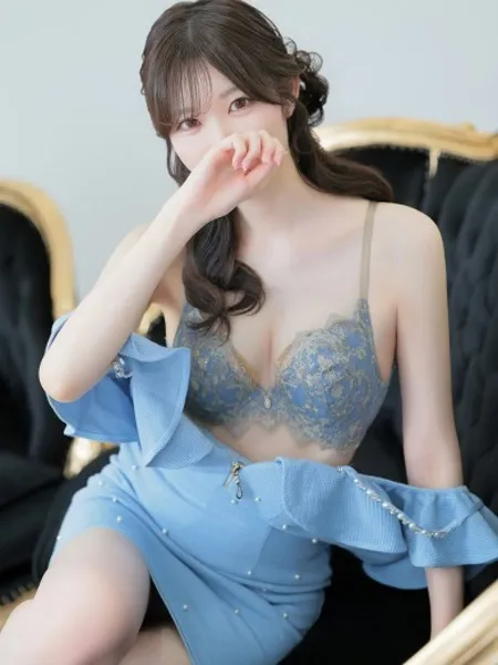 白磁シロナ - 写真4枚目