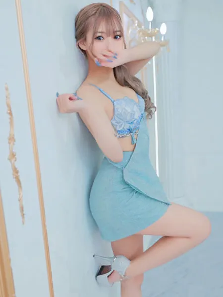 朝比奈　ローラ - 写真4枚目