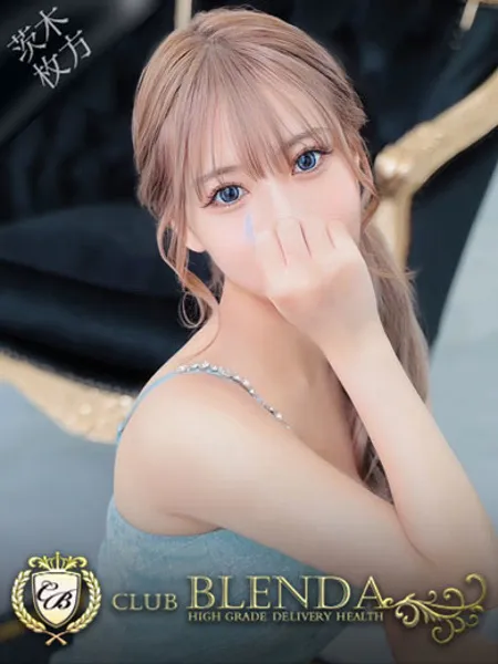 朝比奈　ローラ - 写真1枚目