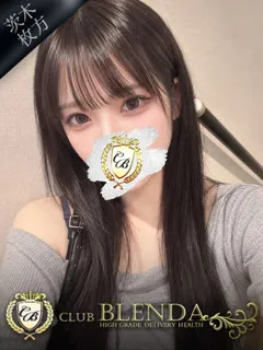  紅葉　ひなの(19歳)ブレンダ茨木・枚方(デリヘル) - 写真
