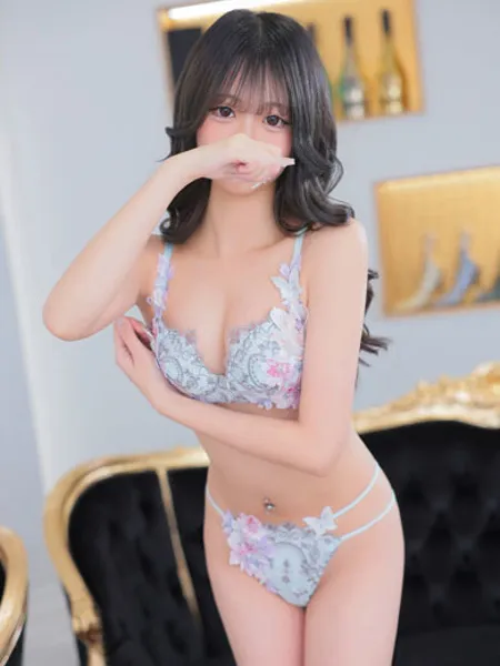 四葉 みみ - 写真4枚目