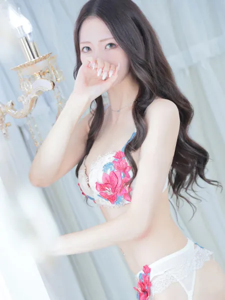 菜々緒【ナナオ】 - 写真3枚目