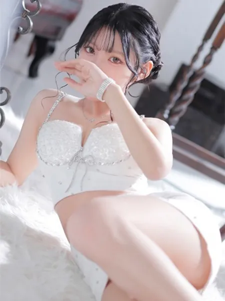 朝比奈やえ - 写真5枚目