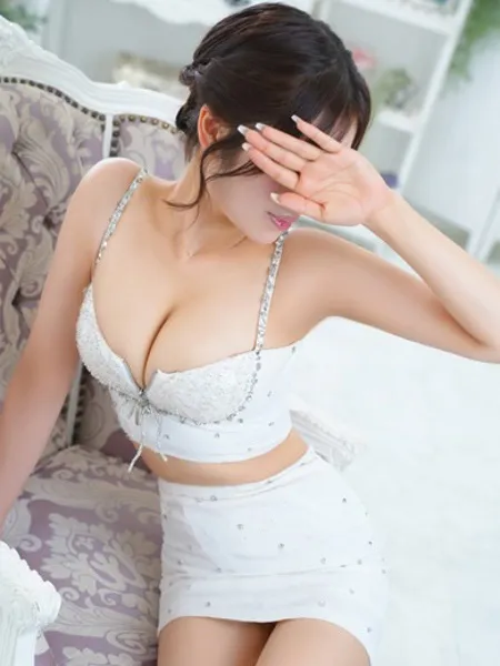 SARINA - 写真2枚目