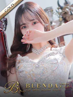  清華しをん(20歳)(T:166cm,T:166cm,B:83cm(Cカップ),W:54cm,H:80cm) - 写真