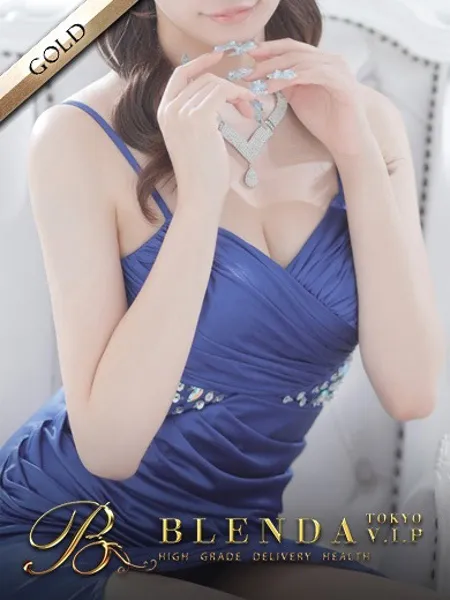月城れな - 写真1枚目