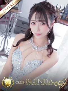 桃瀬さり(23歳)(T:160cm,T:160cm,B:90cm(Fカップ),W:54cm,H:85cm) - 写真