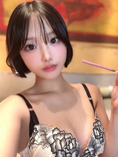 篠宮みすず - 写真2枚目