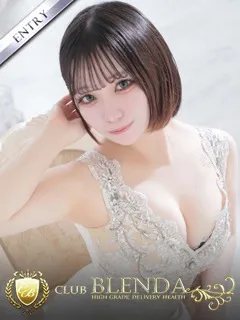  未来みく(18歳)(T:160cm,T:160cm,B:89cm(Fカップ),W:54cm,H:84cm) - 写真