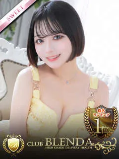  未来みく(19歳)(T:160cm,T:160cm,B:89cm(Fカップ),W:54cm,H:84cm) - 写真