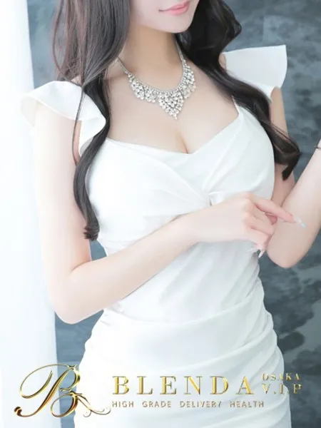 夏目　キヨカ - 写真1枚目