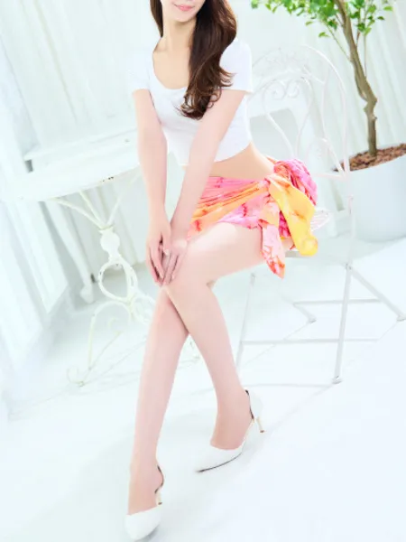 小鳥遊 アヤナ - 写真2枚目