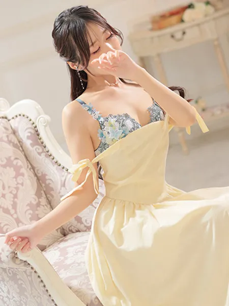 天城ひな - 写真2枚目