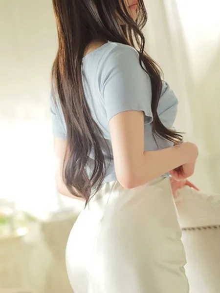 広瀬 なぎ - 写真2枚目