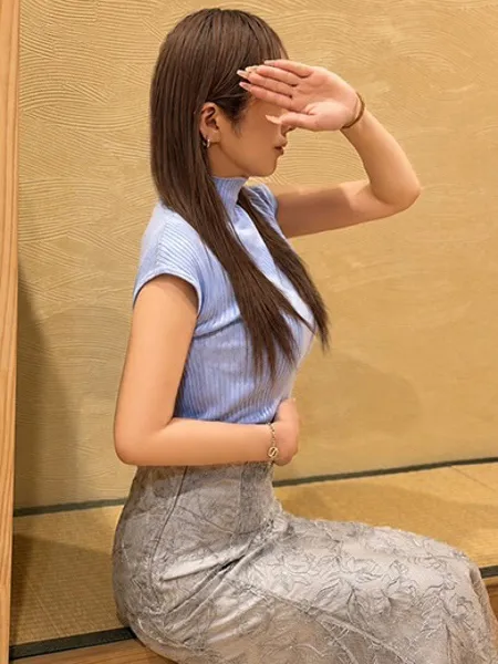 花咲 らら - 写真2枚目