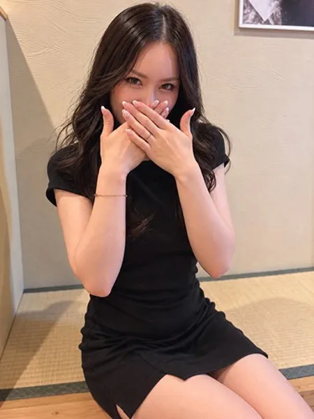 美神 りお - 写真2枚目