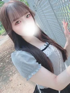  えな(21歳)プリンセス谷九(ホテヘル) - 写真