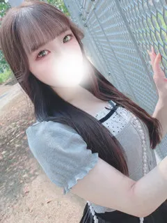  えな(21歳)プリンセス谷九(ホテヘル) - 写真