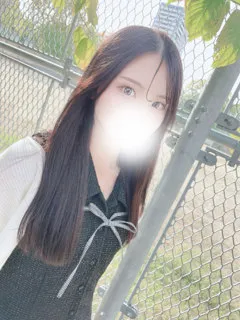  さな(20歳)プリンセス谷九(ホテヘル) - 写真