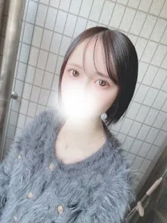  まみ(19歳)プリンセス谷九(ホテヘル) - 写真