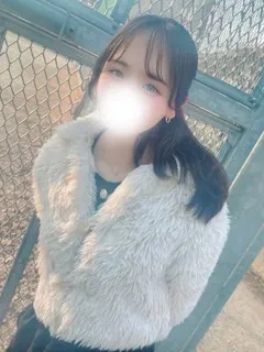  きらり(19歳)プリンセス谷九(ホテヘル) - 写真