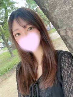  しずく(21歳)プリンセス谷九(ホテヘル) - 写真