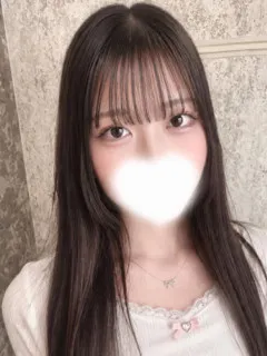  なる(18歳)プリンセス谷九(ホテヘル) - 写真