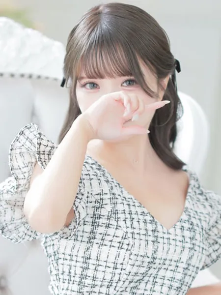 桃々【もも】 - 写真1枚目